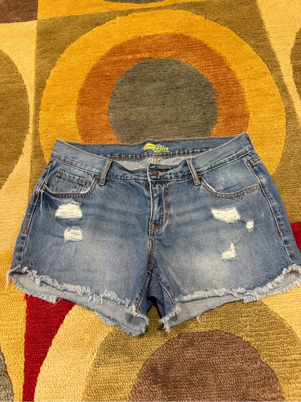 Old Navy The Diva Denim Jean Shorts Low Rise Distressed Fray 100% Cotton Size 6